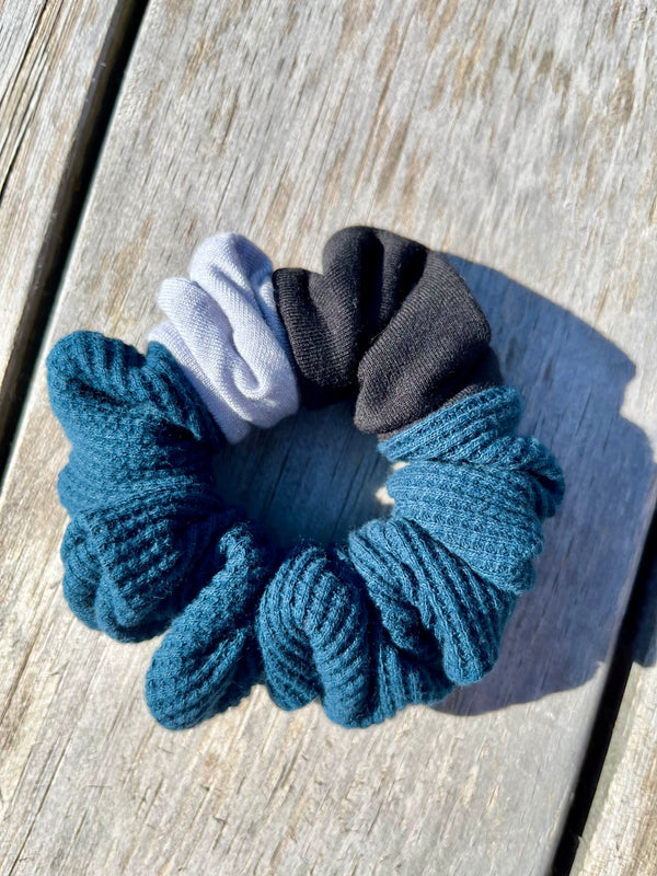 Upcycled Handmade Knit Mini Scrunchie - Colour Block (Green Waffle, Black & Light Grey)