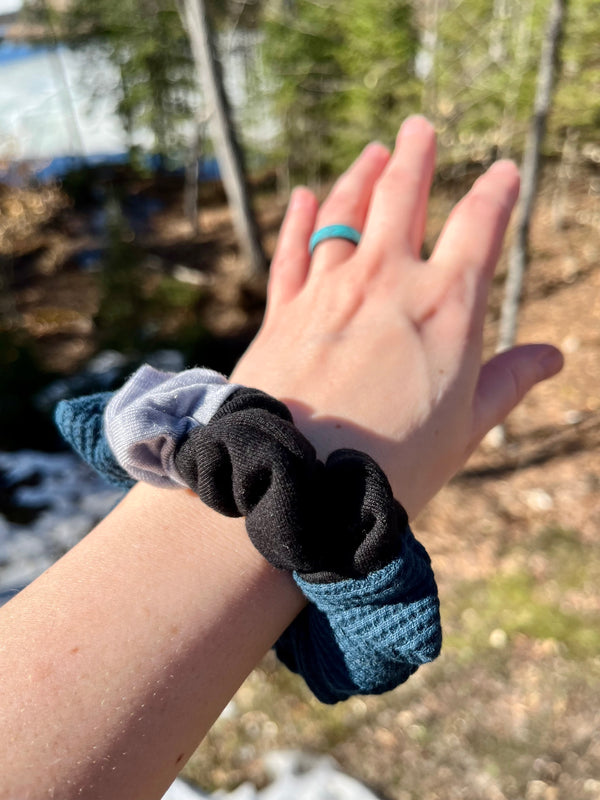 Upcycled Handmade Knit Mini Scrunchie - Colour Block (Green Waffle, Black & Light Grey)