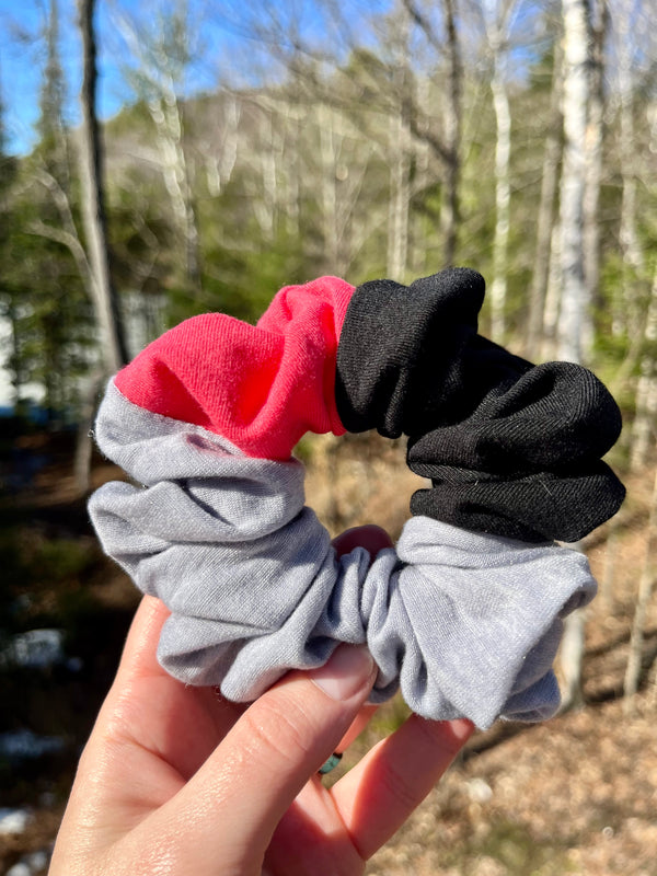 Upcycled Handmade Knit Scrunchie - Colour Block (Light Grey, Black & Pink)